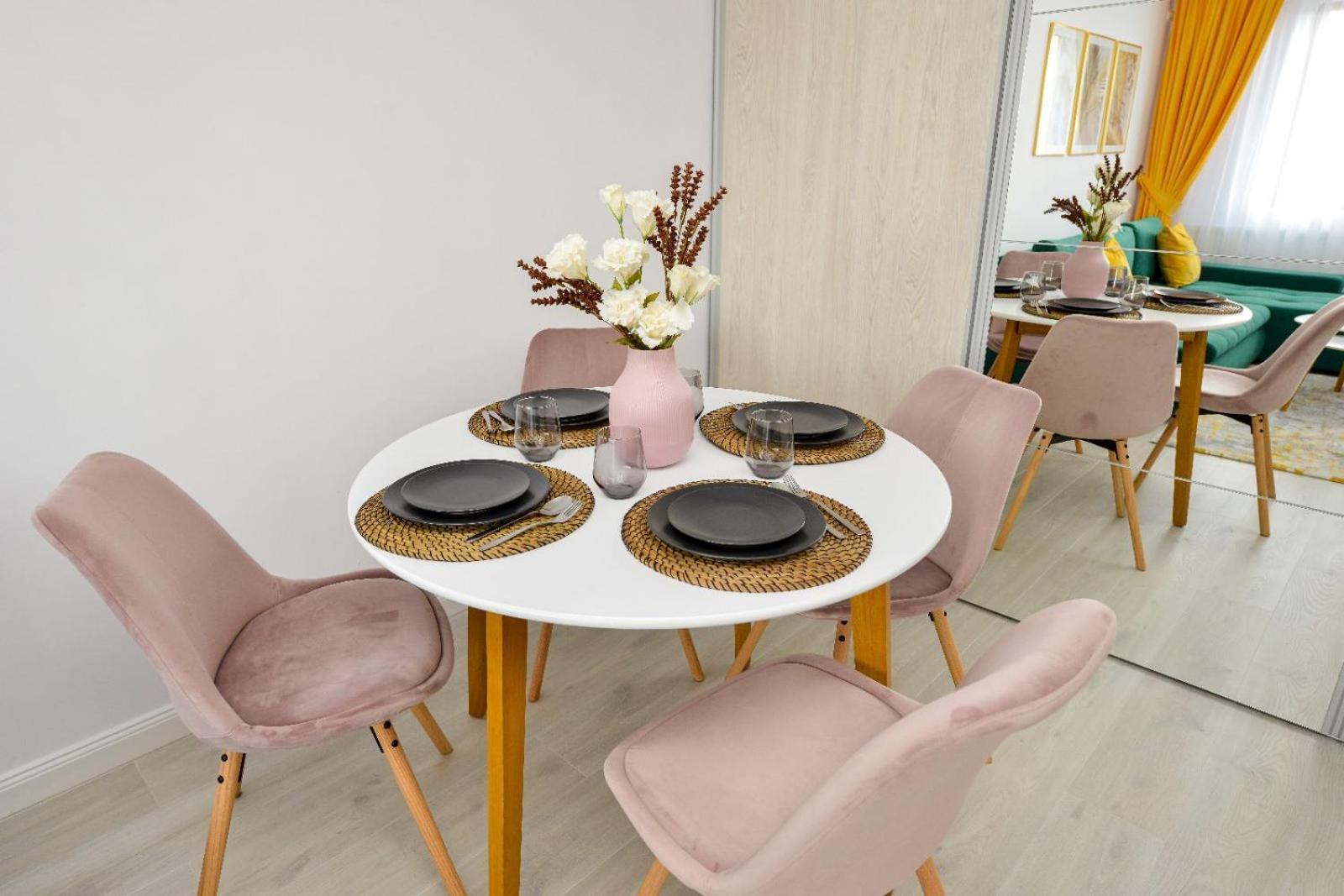 - Private Parking Appartamento Bucarest